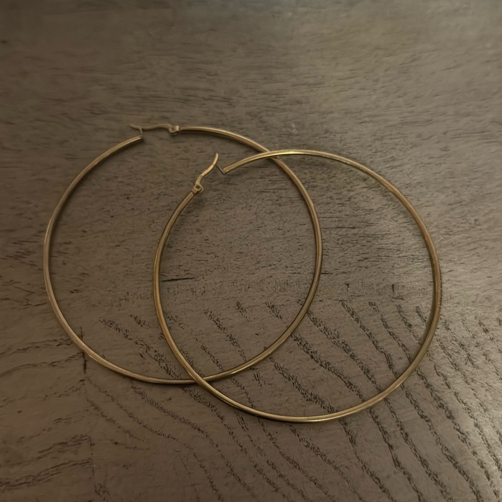 Large golf hoop earrings